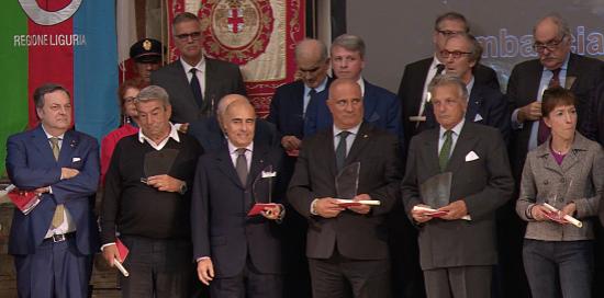 Foto di gruppo degli ambasciatori