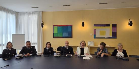 L'assessora Viscogliosi in conferenza stampa