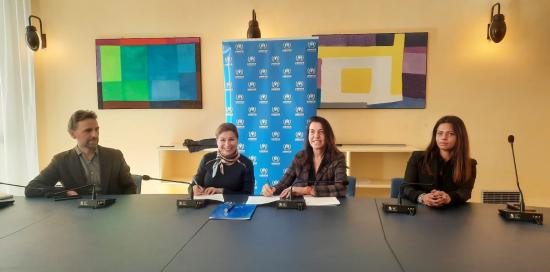  La firma della Carta dell'Agenzia Onu per i Rifugiati