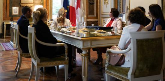 Un momento dell'incontro nell'Ufficio di rappresentanza della sindaca Un momento dell'incontro nell'Ufficio di rappresentanza della sindaca