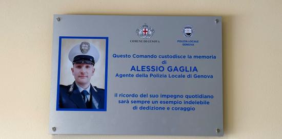 La targa in memoria di Alessio Gaglia