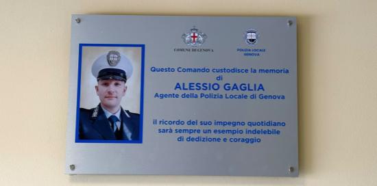 La targa in memoria di Alessio Gaglia La targa in memoria di Alessio Gaglia