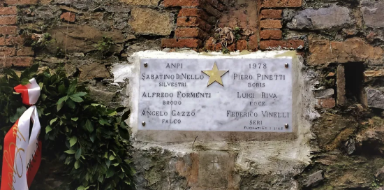Lapide eccidio del Castellaccio (Foto Anpi Genova)