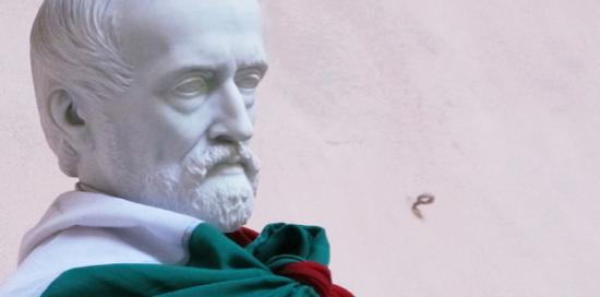 Statua Giuseppe Mazzini