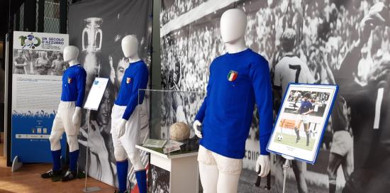 Mostra 'Raccontami com'era il calcio'-Italia