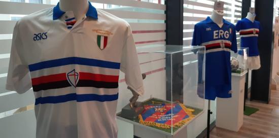 Mostra 'Raccontami com'era il calcio'-Maglie Samp