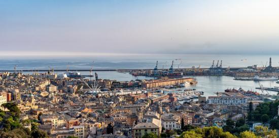 Panorama del Porto di Genova (foto scattata dall'alto)