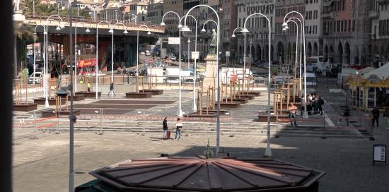 Piazza Caricamento