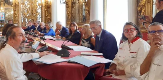 Presentazione 1° Campionato pandolce genovese basso-Tavola relatori