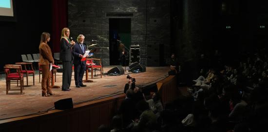 Salis Agende rosse palco