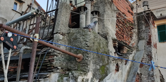 esterni palazzo vico Croce Bianca