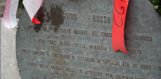 Foto lapide in ricordo di Guido Rossa