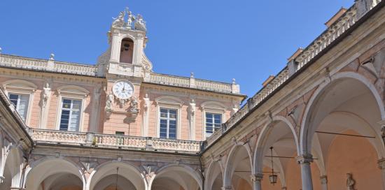 Il loggiato e l'orologio di Palazzo Tursi