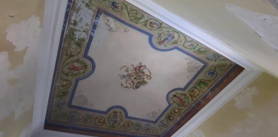  Villa De Mari - un soffitto affrescato