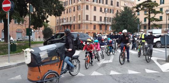 bambini partenza piazza da novi