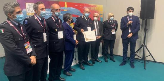 Polizia locale premiata con assessore Viale