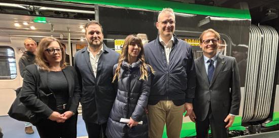  nuovo treno di Hitachi Rail