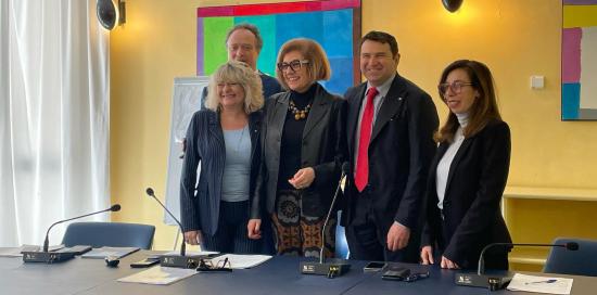 assessore mascia presenta forum