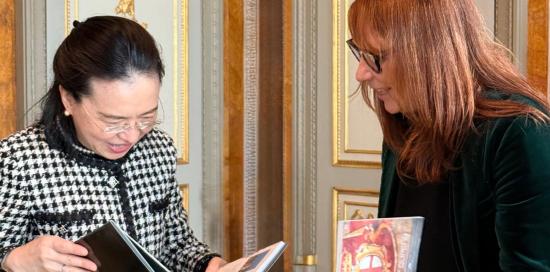 visita console cinese