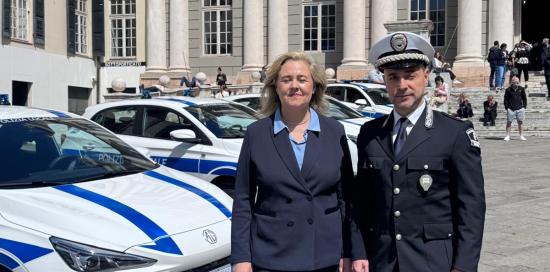 nuove auto polizia locale Viscogliosi Manzo