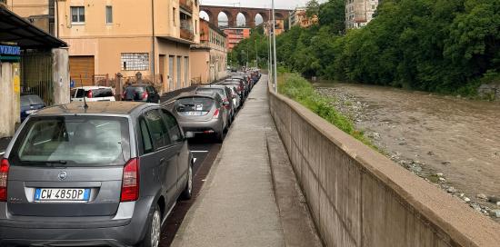 Il tratto di via Lungotorrente Verde riqualificato dall'Amministrazione