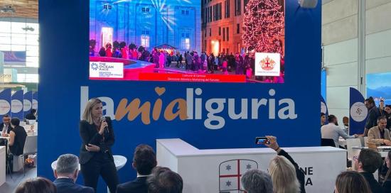 Assessore Bianchi alla fiera del turismo