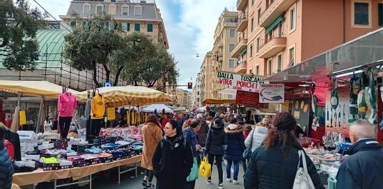 sant agata bancarelle