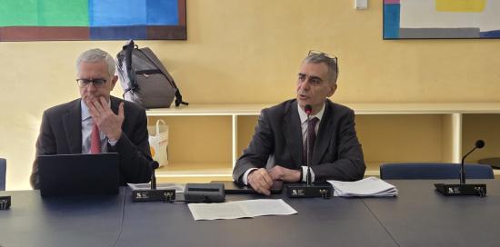 Un momento della conferenza stampa in Sala Giunta Nuova: intervento dell'assessore Robotti