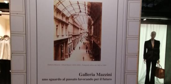 Galleria Mazzini fotografia in esposizione