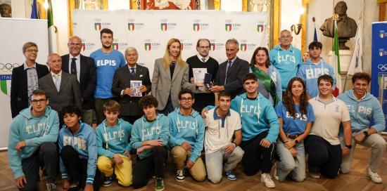 Un momento della cerimonia Un momento della cerimonia