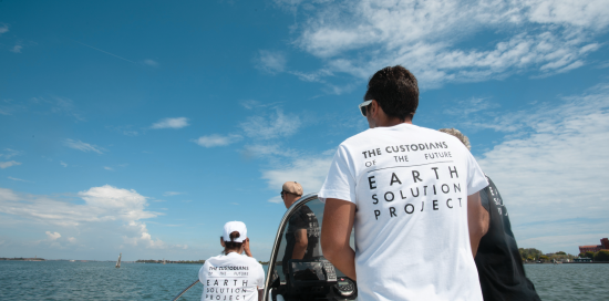 "Custodi del futuro" al lavoro per ripulire il mare
