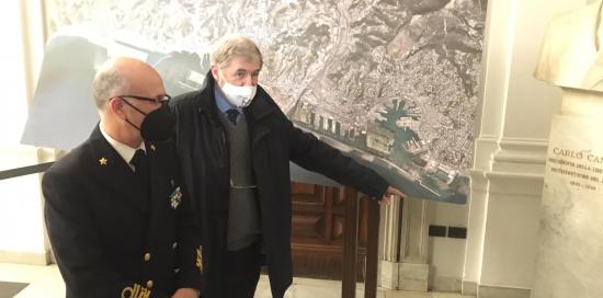 Il sindaco Marco Bucci con ammiraglio Nicola Carlone