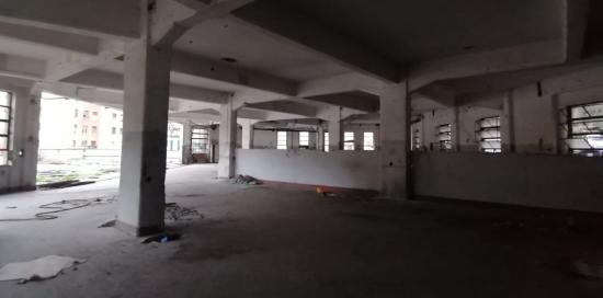 Interno vecchia autorimessa ex Sati