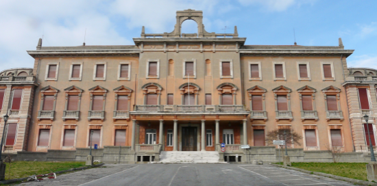 La facciata dell'ex ospedale psichiatrico di Quarto La facciata dell'ex ospedale psichiatrico di Quarto