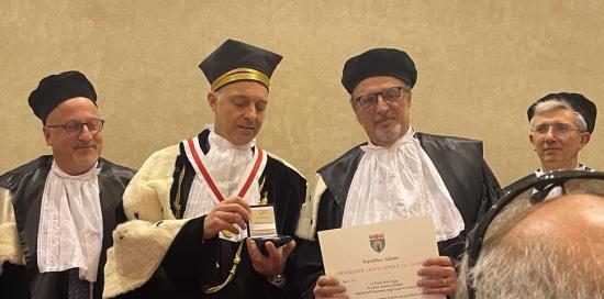 Ivano Fossati riceve la laurea