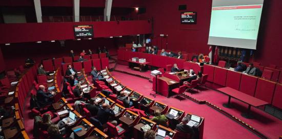 La Sala Rossa durante la commissione consiliare dedicata al progetto dei 4 Assi per Sampierdarena