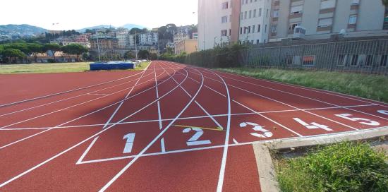 Un particolare della pista di atletica di Villa Gentile