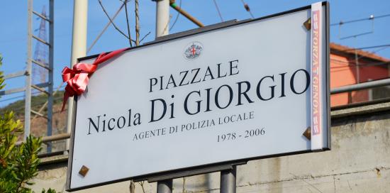 la nuova targa toponomastica