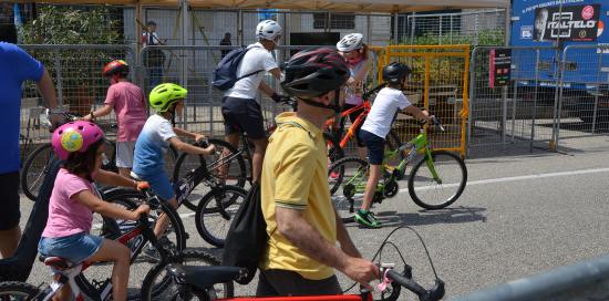 bimbi in bici