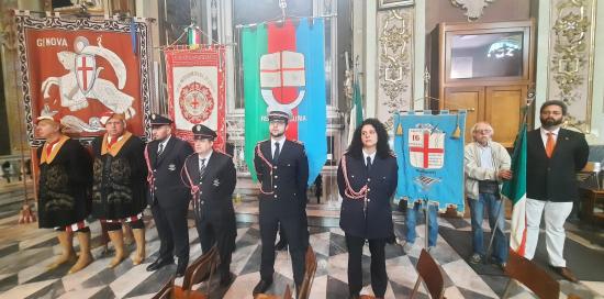 gonfaloni in chiesa