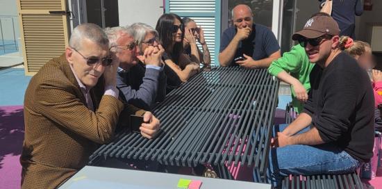 Il tavolo di coprogettazione dei nuovi spazi con la partecipazione di singoli cittadini e associazioni