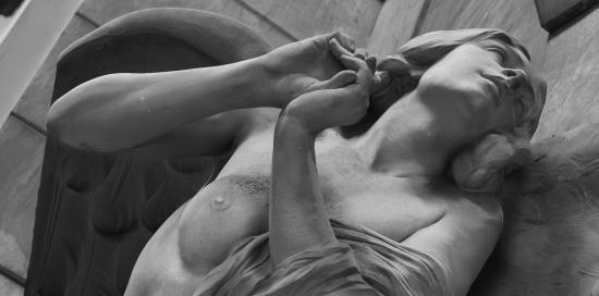 Una statua del Cimitero Monumentale di Staglieno