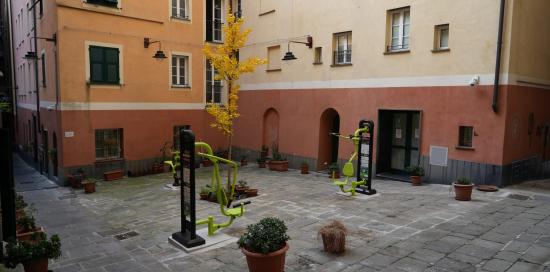 La "nuova" piazza Tenedo Macellari)