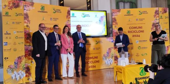 Premiazione Coreve, presenti Campora e Raggi