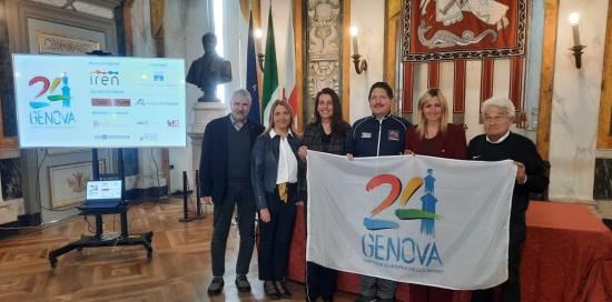 Foto di gruppo - presentazione tappa genovese dell'HandBike