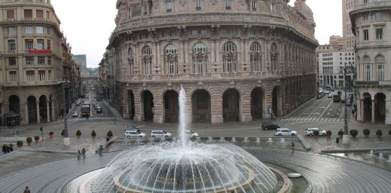 fontana piazza de ferrari