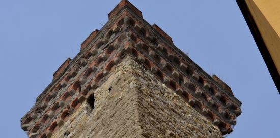 Torre Embriaci