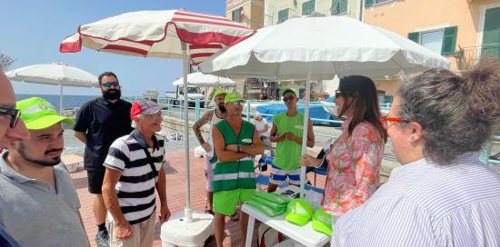 operatori con assessore Rosso