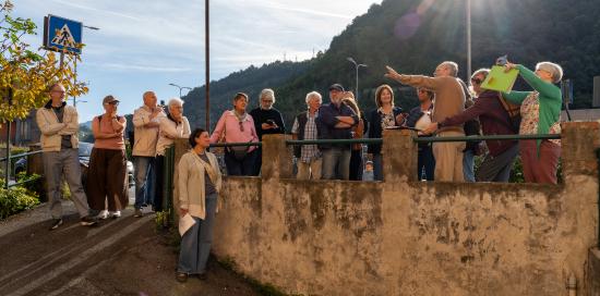 La passeggiata fa tappa dal voltino di via Molassana