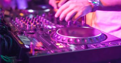 dj set